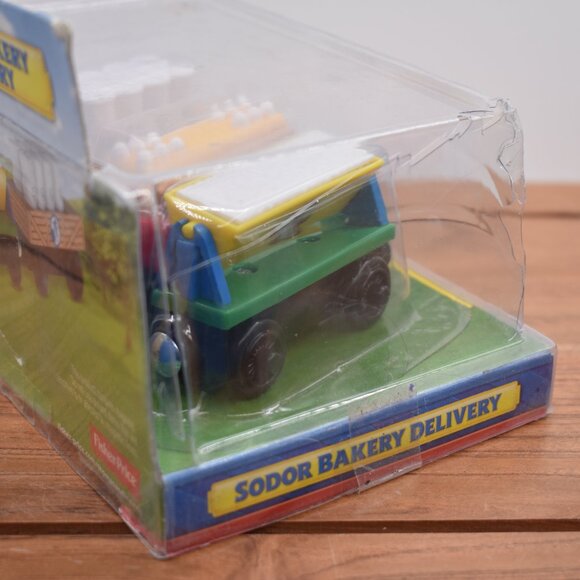 Sodor Bakery Delivery - Thomas & Friends Wooden Railway Fisher-Price Trains - Picture 11 of 13